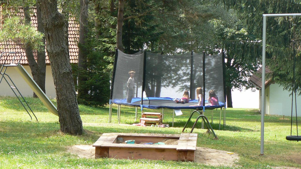 Lojzovy Paseky Hotel Frymburk Exterior photo