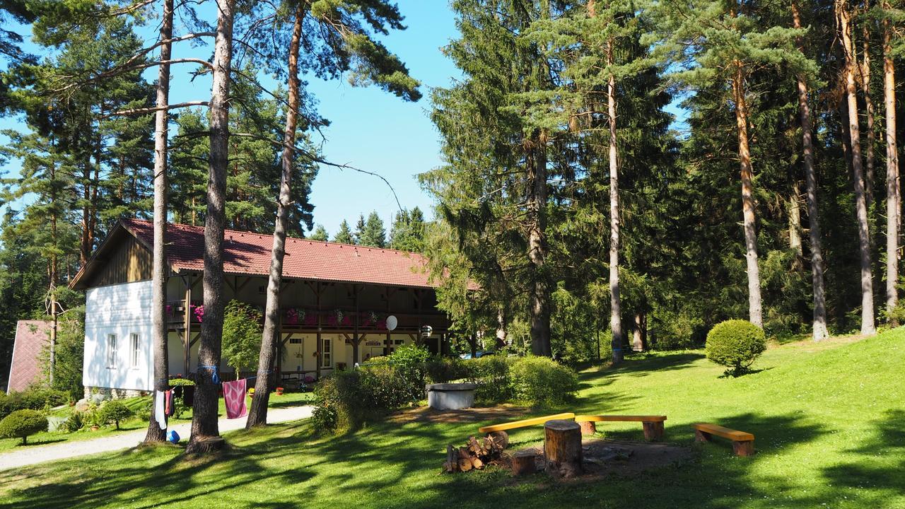 Lojzovy Paseky Hotel Frymburk Exterior photo